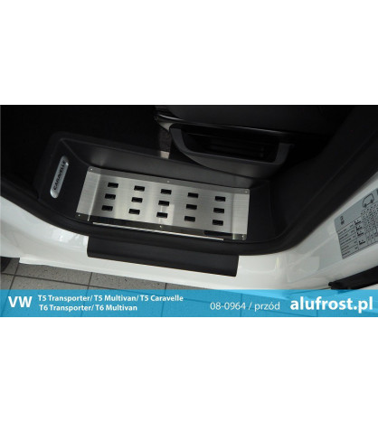 Nakładki na stopnie wewnętrzne (stalowe przednie) VW T5 TRANSPORTER / MULTIVAN / CARAVELLE | T6 TRANSPORTER / MULTIVAN