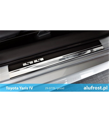 Nakładki progowe + folia karbonowa TOYOTA YARIS III 5D