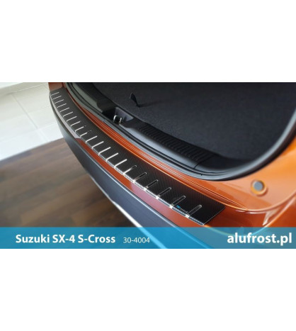 Protection de seuil de chargement + fibre en carbone SUZUKI SX4 S-CROSS