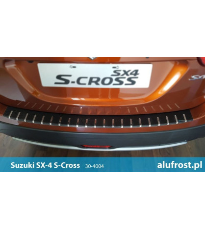Protection de seuil de chargement + fibre en carbone SUZUKI SX4 S-CROSS