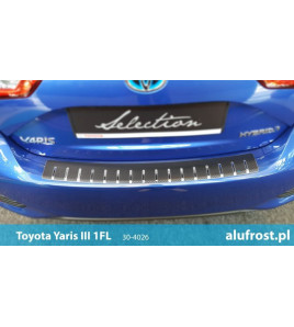 Rear bumper protector + carbon foil TOYOTA YARIS III 1FL 5D