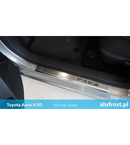 Nakładki progowe TOYOTA AURIS II 5D
