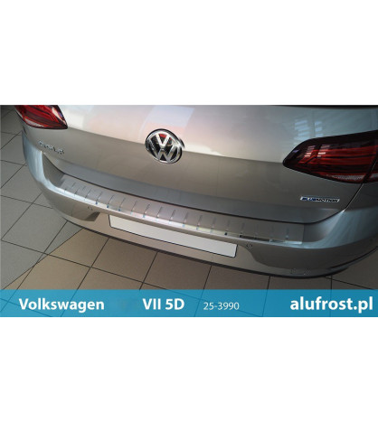 Rear bumper protector VOLKSWAGEN GOLF VII 5D