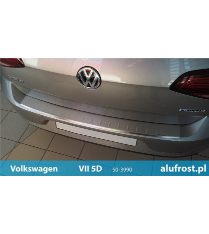 Rear bumper protector (inox) VOLKSWAGEN GOLF VII 5D
